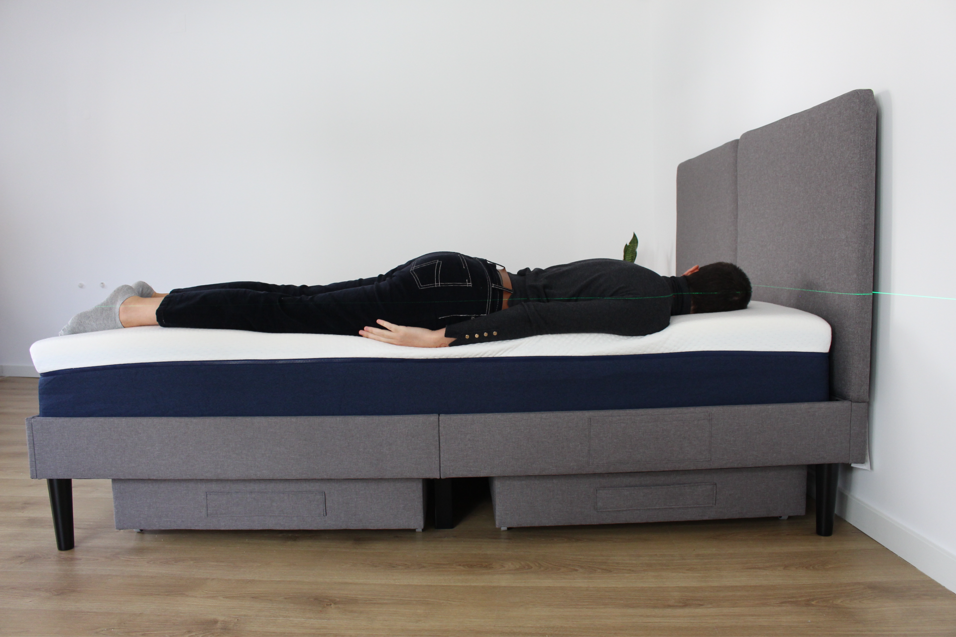 matt sleeps dormir sur le ventre